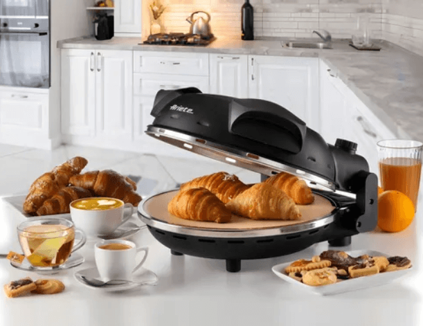 Forno De Pizza Elétrico Aríete Com Pedra Antiaderente 1200w