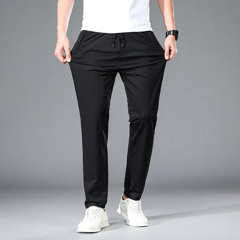 [Esquenta Black Friday] - Calça Masculina em Seda Gelo e Poliéster [COMPRE 1, LEVE 3]